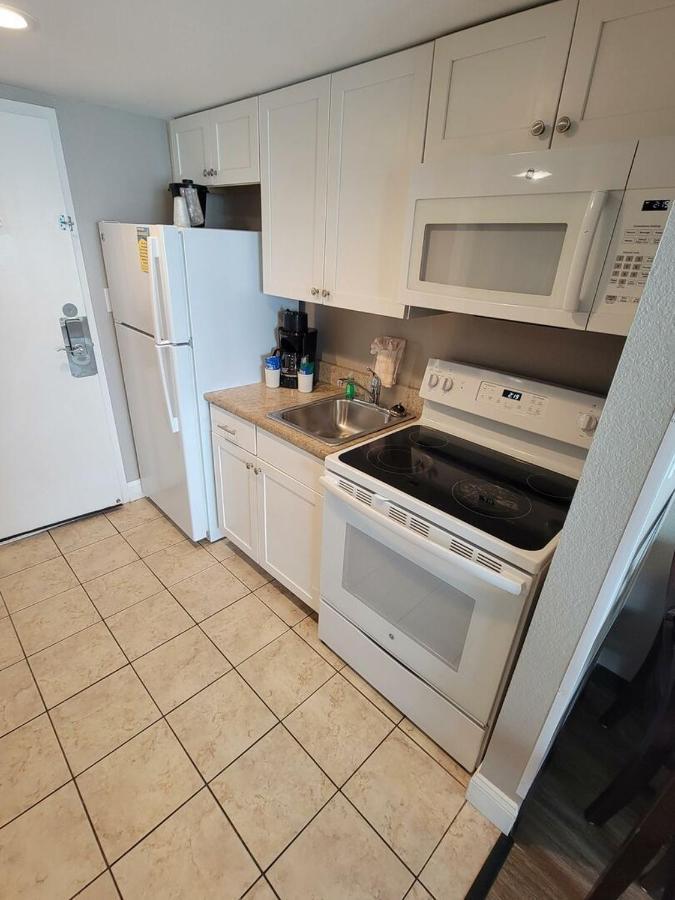 Direct Oceanfront Suite Caravelle Resort 615 Sleeps 4 Guests Myrtle Beach Exterior photo